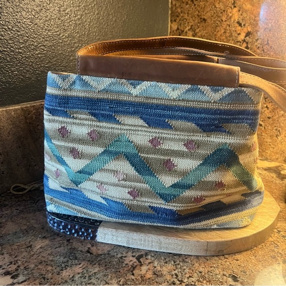 Kilim Woven Wool Carpet Bag Leather Accents India Boho Western Southwestern - Picture 2 of 6